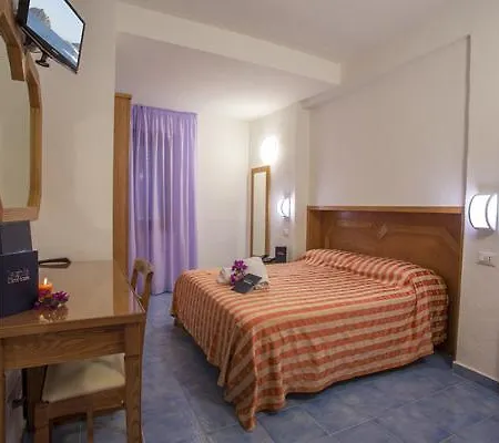 Hotel Terme Tirrenia-3